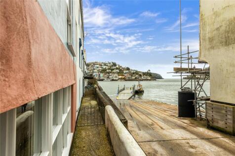Lower Ferry Slip, Dartmouth, Devon, TQ6 2 bed apartment for sale