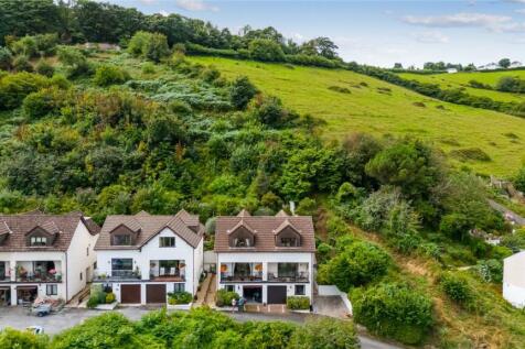 Victoria Heights, Dartmouth 4 bed semi