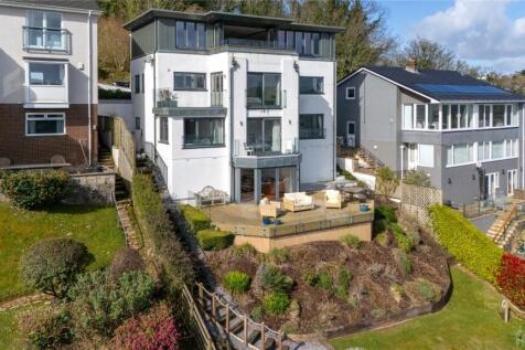 Dartmouth 4 bed detached house for sale