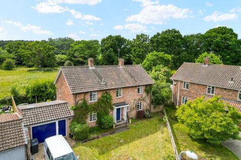 Queens Drive, Maresfield, Uckfield... 4 bed detached house for sale