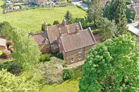 Main Street, Denton NG32 5 bed village house for sale