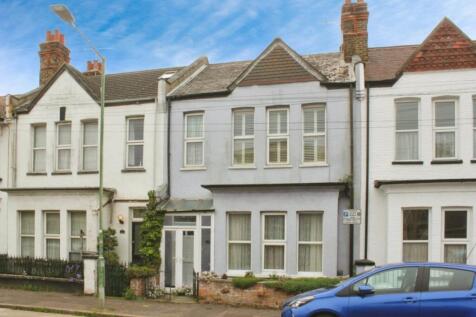 Beresford Road, Southend On Sea 4 bed terraced house for sale