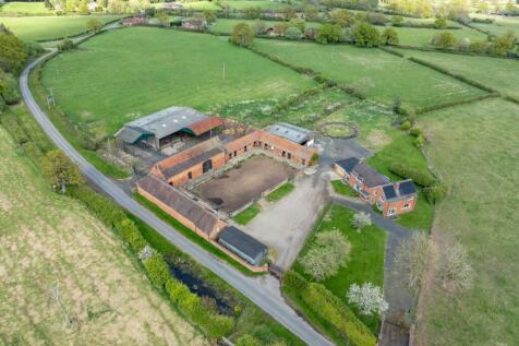 Moat Farm Lane, Ullenhall, B95 5 bed detached house for sale