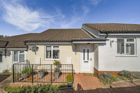 Longleat Close, Frome, BA11 1 bed terraced bungalow for sale
