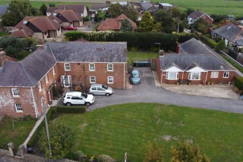 High Street, Chapmanslade, BA13 7 bed village house for sale