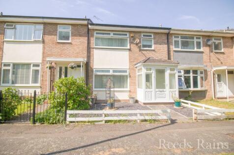 Hylton Court, Cheshire CH65 3 bed terraced house for sale