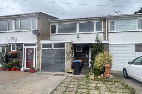 Links Avenue, Ellesmere Port CH66 3 bed end of terrace house for sale