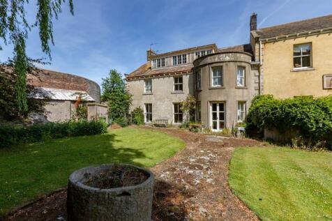 Castle Hill, Leyburn DL8 5 bed character property for sale