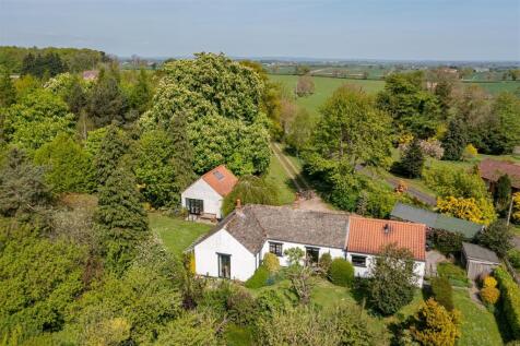 Richmond DL10 3 bed detached house for sale