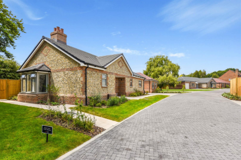 The Beech, Linwood Park, Arundel 2 bed detached bungalow for sale