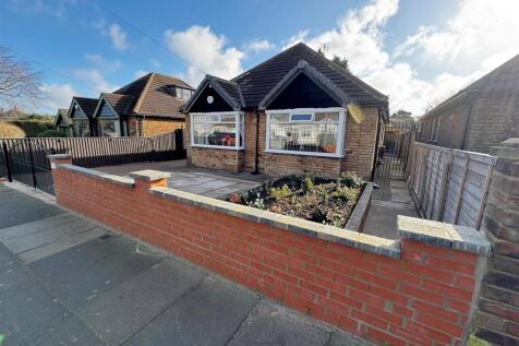 3 bedroom detached bungalow for sale