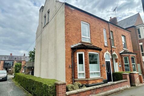 Witham Road, Woodhall Spa LN10 4 bed semi