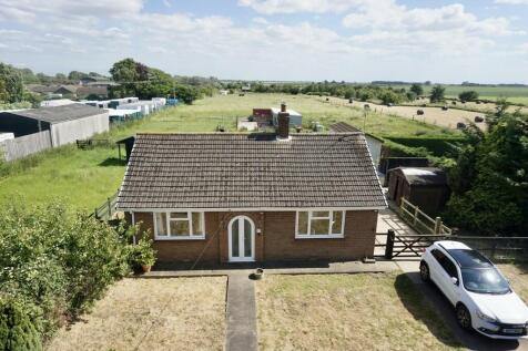 Church Road, Martin Dales LN10 2 bed detached bungalow for sale