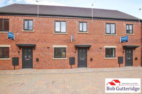 3 bedroom town house for sale