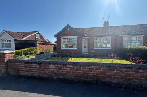 2 bedroom semi-detached bungalow for sale