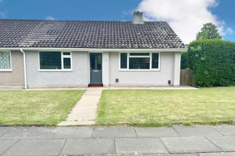 2 bedroom semi-detached bungalow for sale