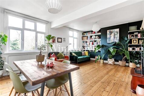 Park View Road, London, N17 2 bed maisonette for sale