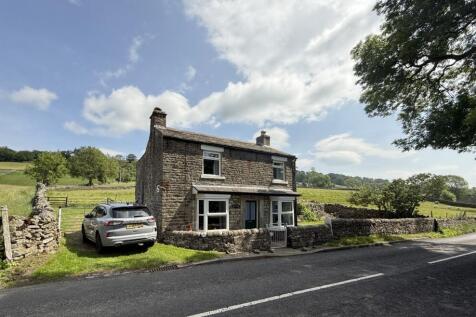 Newbiggin in Teesdale DL12 3 bed detached house for sale