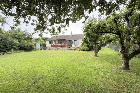 Darlington Road, Barnard Castle DL12 4 bed detached bungalow for sale