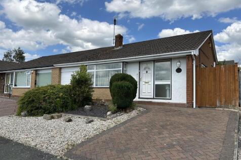 2 bedroom semi-detached bungalow for sale