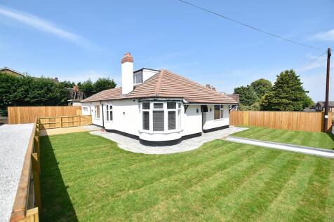 4 bedroom detached bungalow for sale