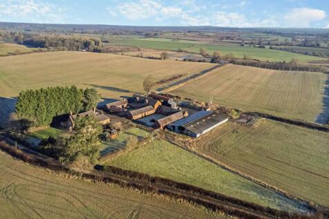 Peplow, Market Drayton, Shropshire, TF9 4 bed house for sale