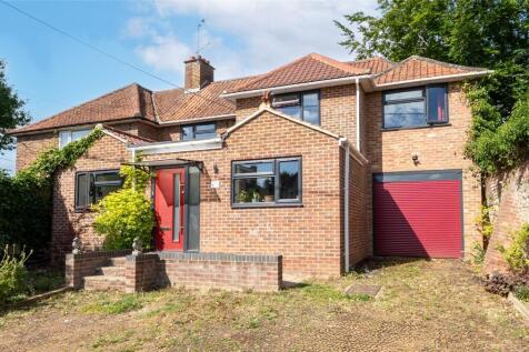 5 bedroom semi-detached house for sale