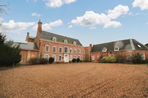 Main Road, Filby 8 bed detached house for sale