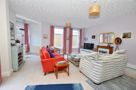 Weybourne Road, Sheringham 2 bed flat for sale