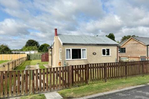 HUMBERSTON FITTIES, HUMBERSTON 2 bed bungalow for sale