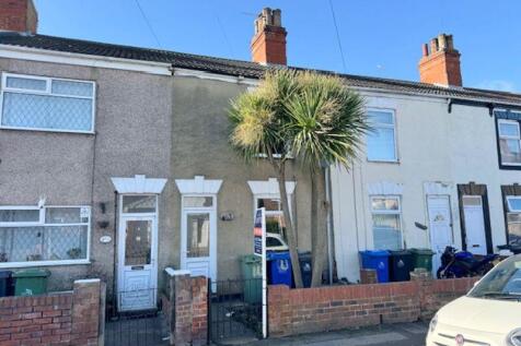 WILLINGHAM STREET, GRIMSBY 3 bed terraced house for sale