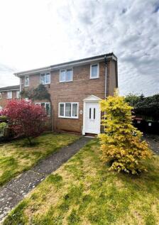 Heron Way, Newport 2 bed terraced house for sale