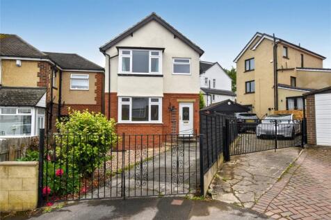 Benton Park Drive, Rawdon, Leeds 3 bed detached house for sale