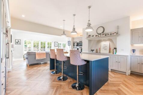 Beachamwell 5 bed detached house for sale