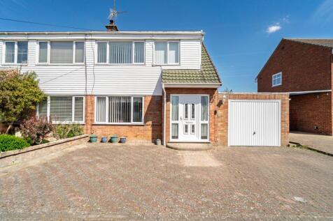 Grafton Road, King's Lynn, PE30 3 bed semi