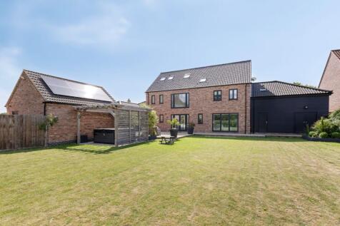Wisbech St. Mary 5 bed detached house for sale