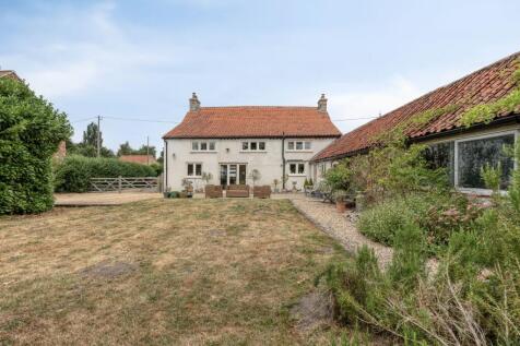 Wretton 4 bed detached house for sale