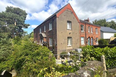 Station Road, Gilwern, Abergavenny 2 bed terraced house for sale