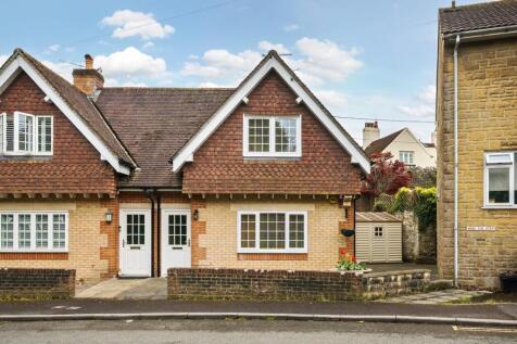 Church Street, Castle Cary, BA7 2 bed semi
