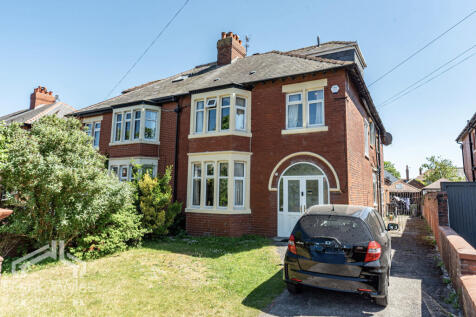 Grange Road, Lytham St. Annes... 5 bed semi