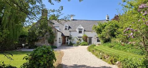 7 bedroom character property for sale