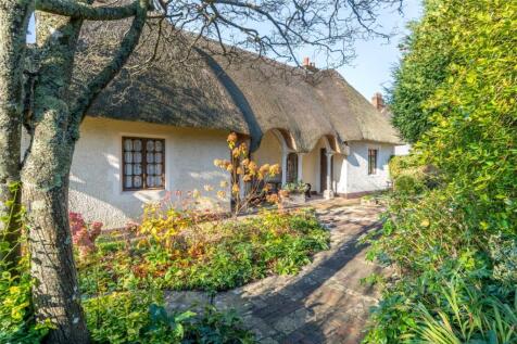 Leigh Road, Wimborne, Dorset, BH21 2 bed detached house for sale