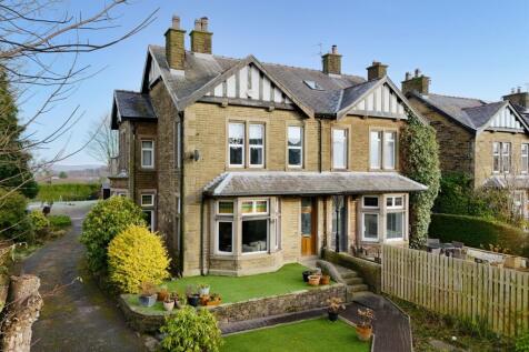 Gisburn Road, Barnoldswick, BB18 4 bed semi