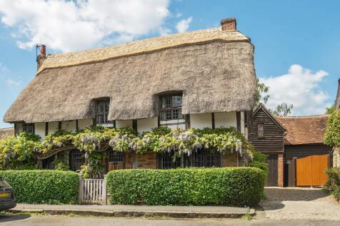 3 bedroom cottage for sale