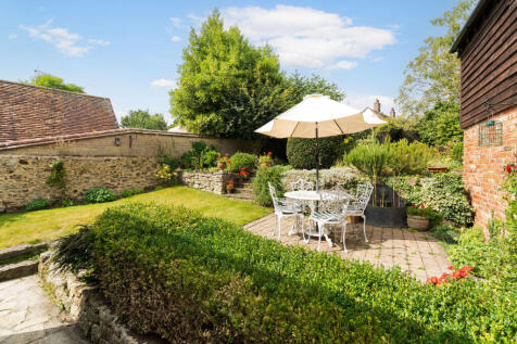 3 bedroom cottage for sale
