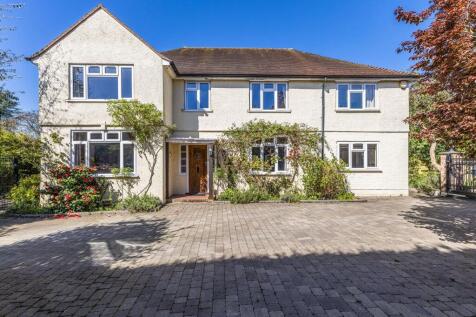 6 bedroom detached house for sale