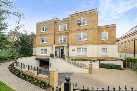 2 bedroom flat for sale