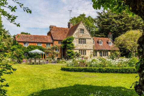 7 bedroom detached house for sale