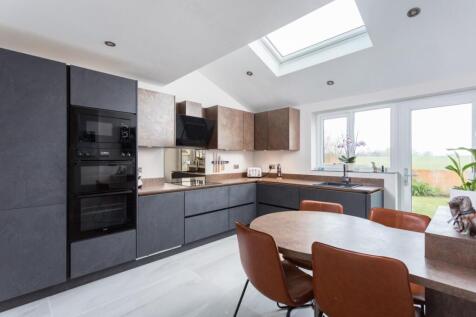 Huby, York 4 bed detached house for sale
