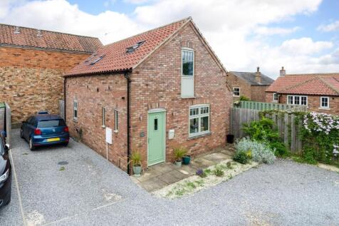 Raskelf, York 2 bed detached house for sale